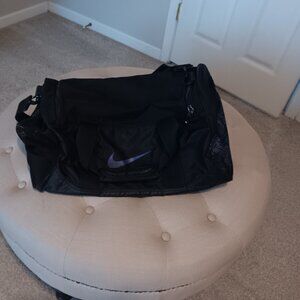 Nike duffel / gym / sports bag purple & black